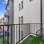 Carlsbad Suites-3 By Interhome דירה