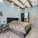 Carlsbad Suites-3 By Interhome דירה קרלובי וארי